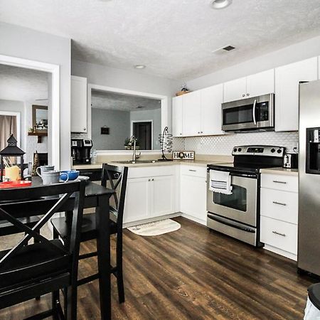 Cozy Cottage Feel, 5 Mins From Ft. Bragg Фейетвилл Экстерьер фото